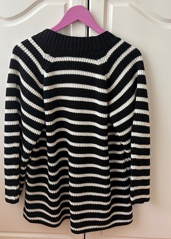 Çizgili Siyah Beyaz triko hırka - Görsel 3