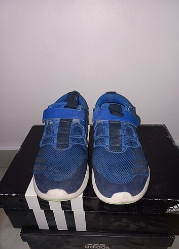 35 Beden Adidas spor ayakkabı 