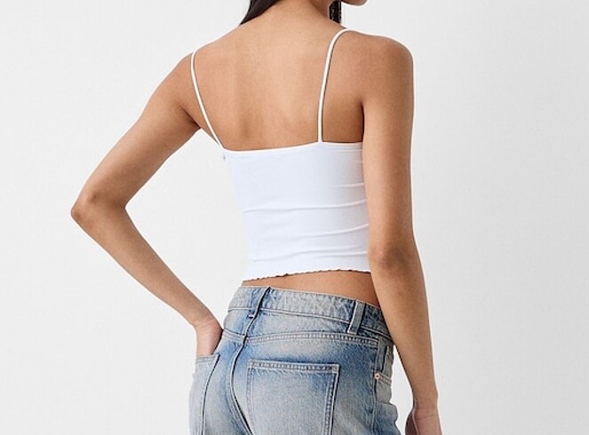 l Beden Bershka askılı bluz