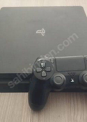 PlayStation 4 Slim Konsol ve Kumanda