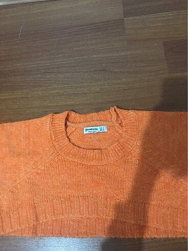 Stradivarius crop kazak
