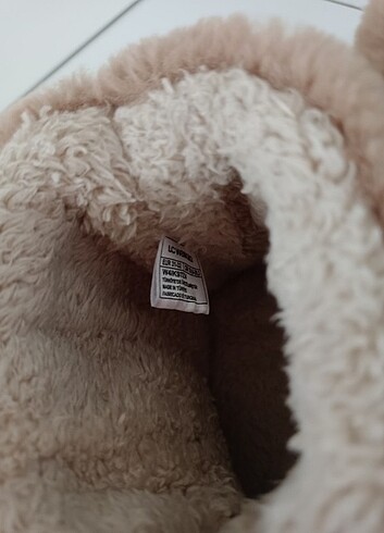 LCW marka ev panduf botu - Görsel 3