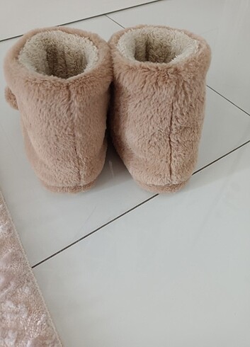 LCW marka ev panduf botu - Görsel 5