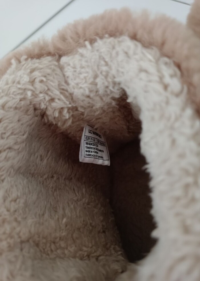 LCW marka ev panduf botu - Görsel 3