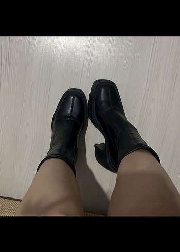 36 Beden siyah Renk Bershka Streç Platform Topuklu Bot