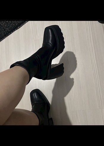 36 Beden Bershka Streç Platform Topuklu Bot