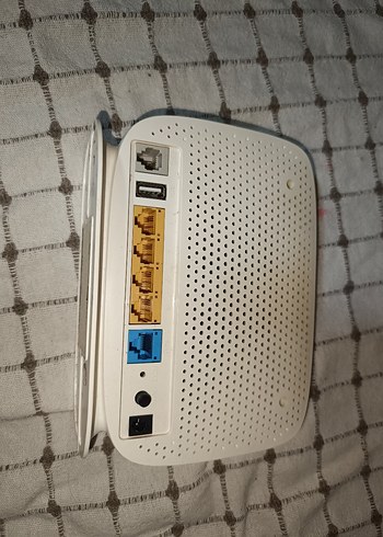 Beden Türk Telekom Beyaz Modem ve Adaptör tüm operatörlere uygundur