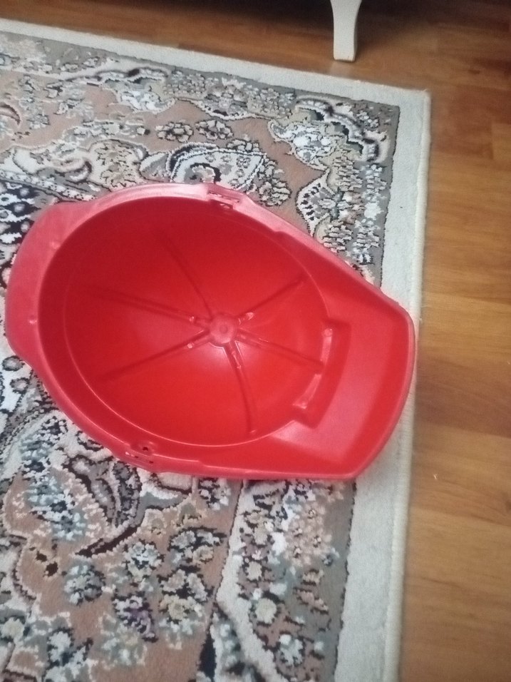 Kırmızı Plastik Motosiklet Kaskı - Görsel 2