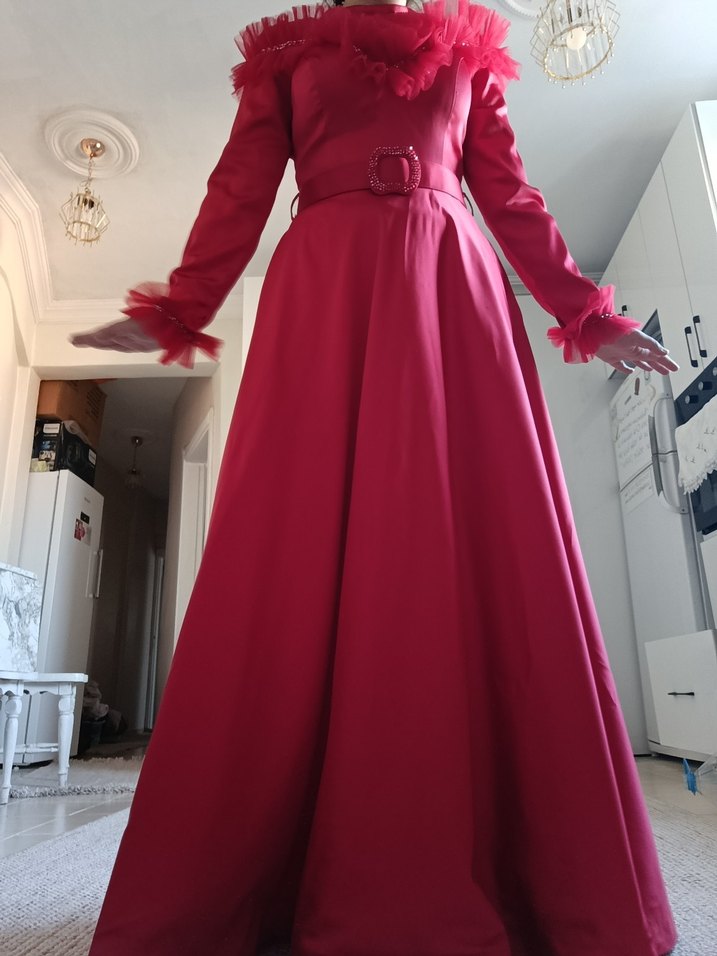 Uzun Kollu kırmızı Kadın Abiye - Görsel 4