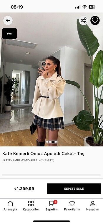 Diğer Apoletli Bej Ceket