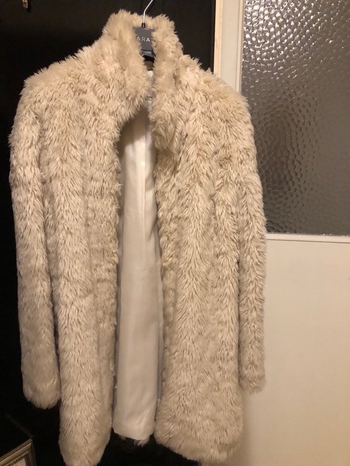 Kürk kaban krem rengi Bershka - Görsel 4