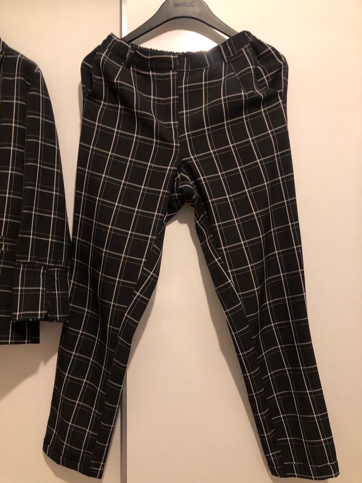 Düğmeli Siyah Ekose Kadın Takım Elbise - Görsel 3
