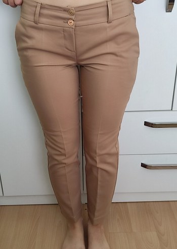 Bej Kadın Kumaş Pantolon Midi Boy