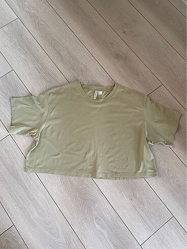 H&M BASIC T-SHIRT