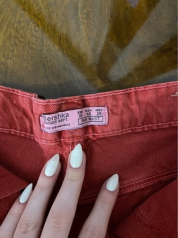 34 Beden Bershka şort