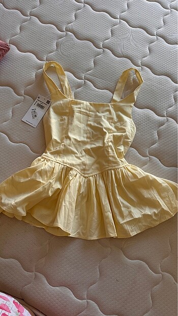 Quzu Butteryellow fırfırlı bluz
