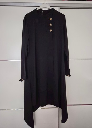 Düğme Detaylı Siyah Uzun Tunik