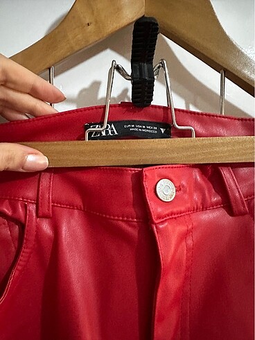 Zara Zara Kırmızı Deri Pantolon