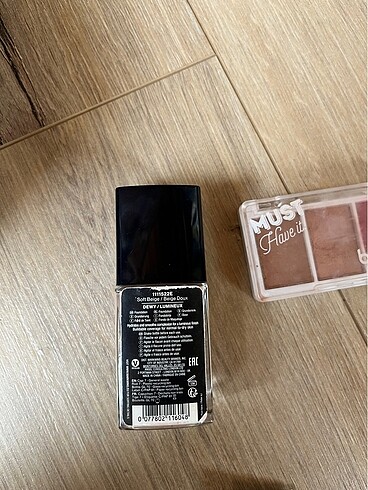 Wet n wild Wet N wild fondöten