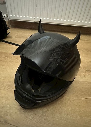 Yeni Siyah Motosiklet Kaskı + buff + süs - Görsel 3