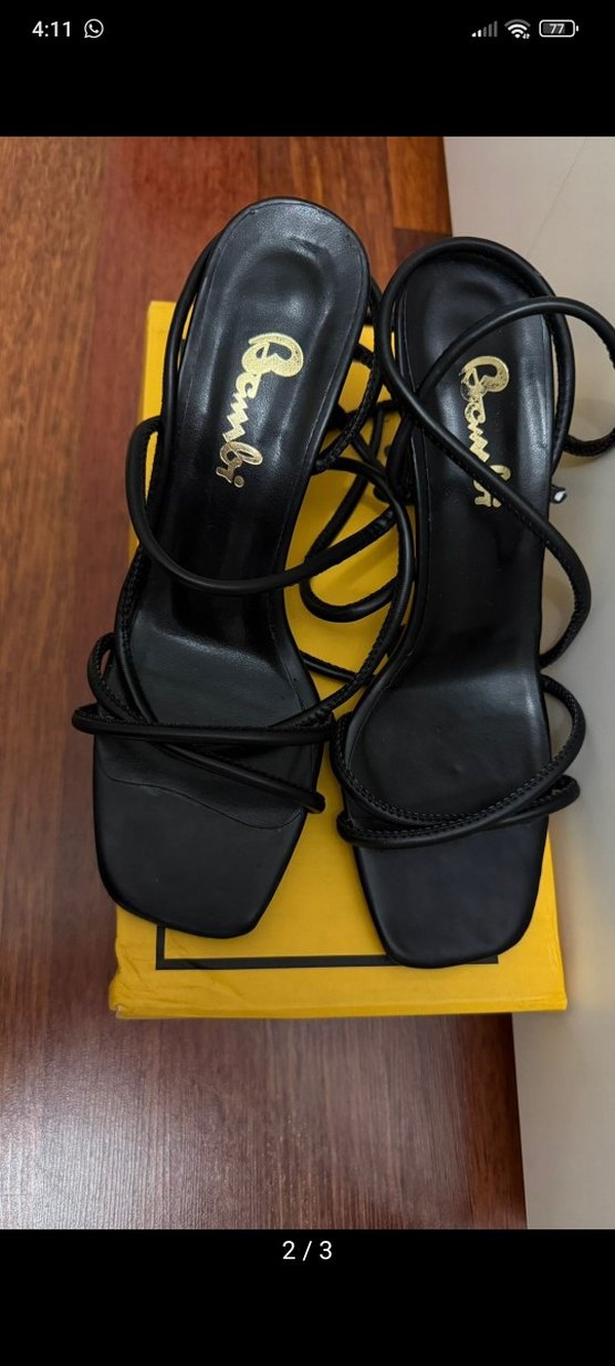 Siyah Yılan Desenli Topuklu Kadın Sandalet - Görsel 3