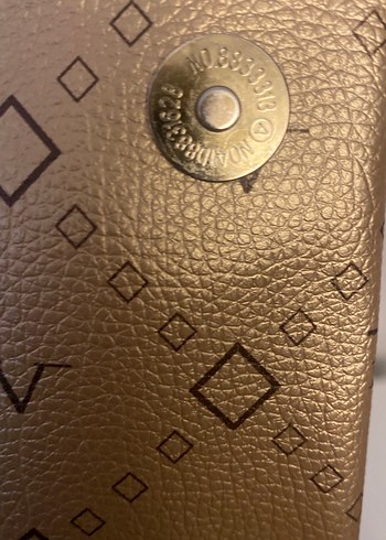 Altın Renkli Modern Klasik Deri Çanta - Görsel 7