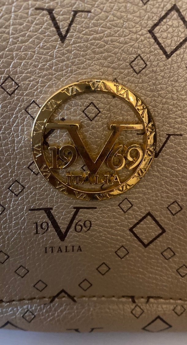 Altın Renkli Modern Klasik Deri Çanta - Görsel 2