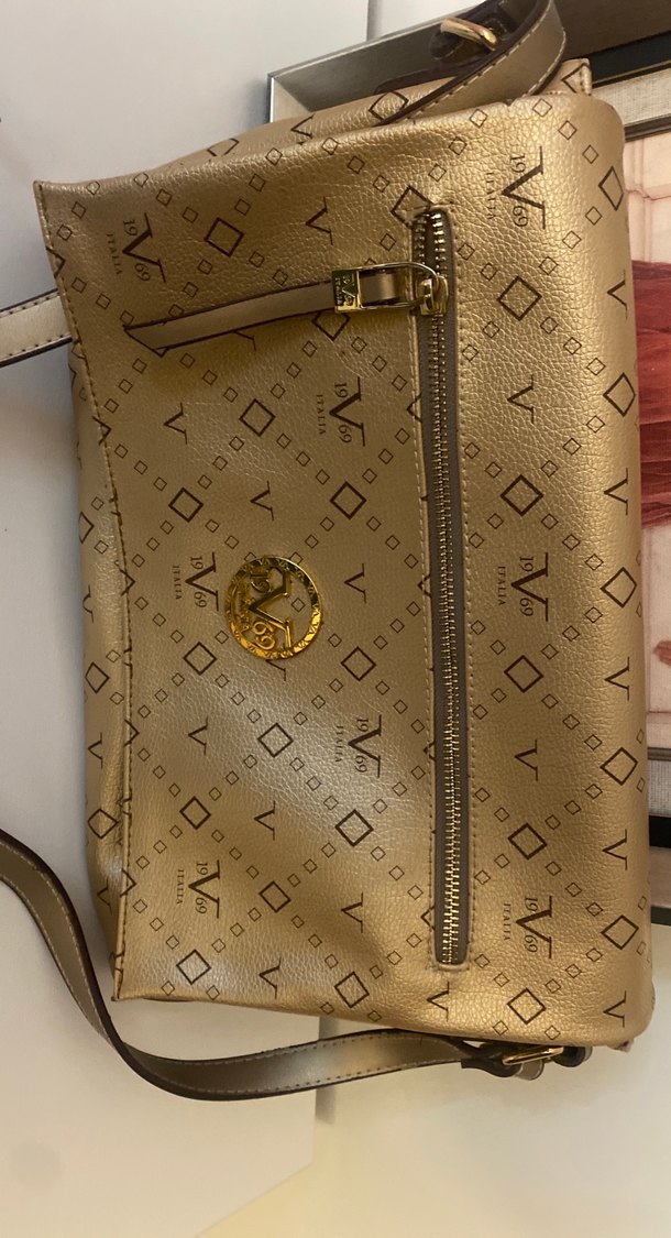 Altın Renkli Modern Klasik Deri Çanta - Görsel 4