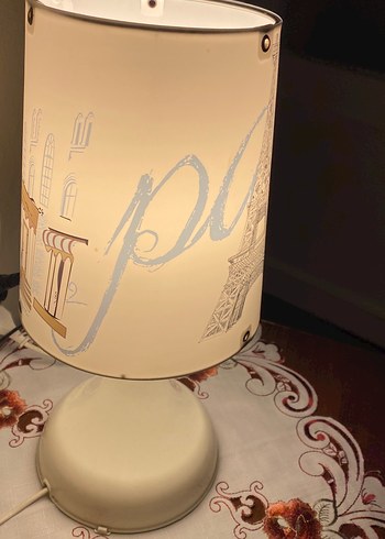 Beyaz Paris Temalı Masa Lambası - Görsel 3