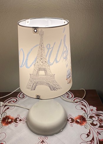 Beyaz Paris Temalı Masa Lambası - Görsel 7