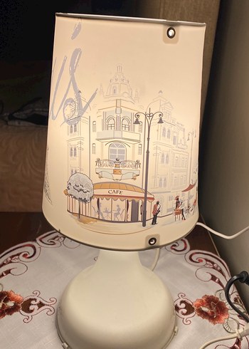 Beyaz Paris Temalı Masa Lambası - Görsel 2