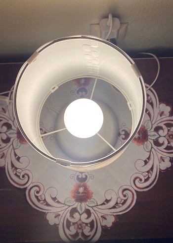 Beyaz Paris Temalı Masa Lambası - Görsel 4