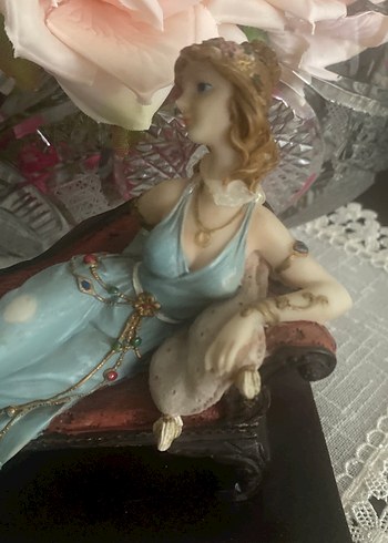 Turkuaz Renkli Pastel Figürin - Görsel 3