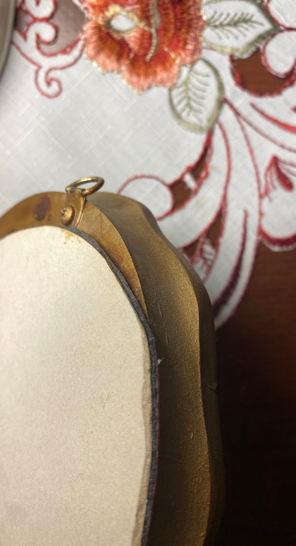 Altın Renkli Oval Çerçeve - Görsel 3