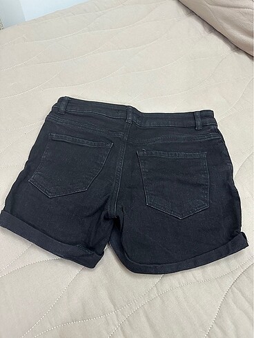 LC Waikiki LCW 26 beden şort