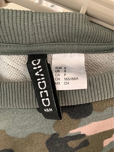 s Beden H&M s beden asker desenli sweatshirt