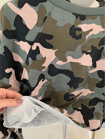 s Beden haki Renk H&M s beden asker desenli sweatshirt