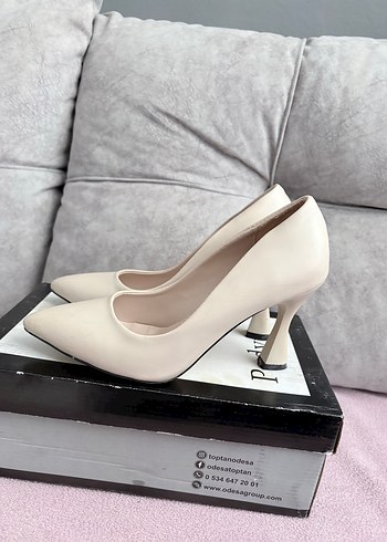 Diğer Bej Kadın Stiletto Topuklu Ayakkabı