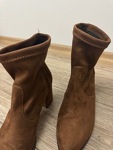 39 Beden camel Renk Oxxo mağazasından taba rengi