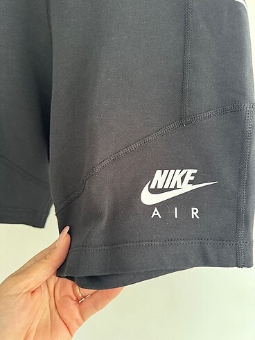s Beden Orjinal nike marka tayt şort s beden