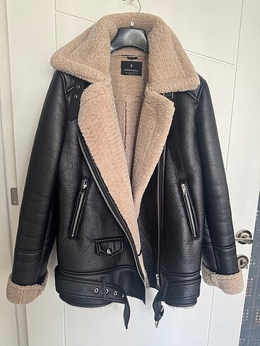 s Beden siyah Renk Stradivarius mont S beden