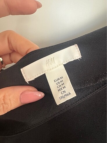 m Beden H&M tek kol kısa elbise M beden