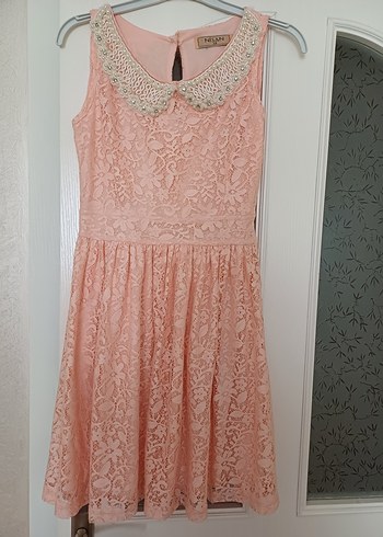 Dantel İşlemeli Pembe Midi Elbise