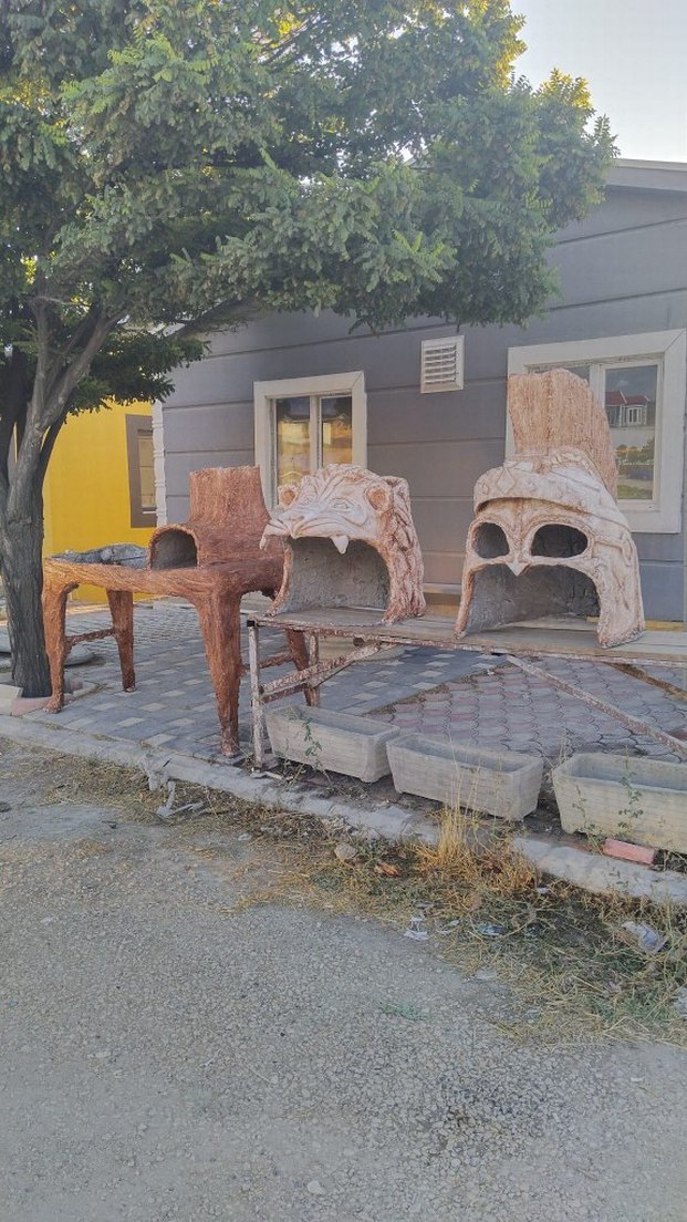 Aslan ve Miğfer Figürlü El Yapımı özel tasarım barbekü - Görsel 5