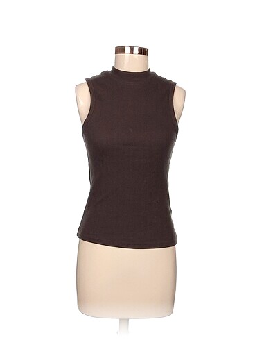 Diğer T-shirt %70 İndirimli.