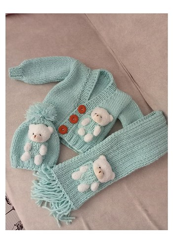 Turkuaz Nakışlı Bebek Triko Takımı