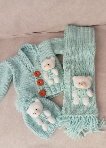 Yenidoğan Beden turkuaz Renk Turkuaz Nakışlı Bebek Triko Takımı