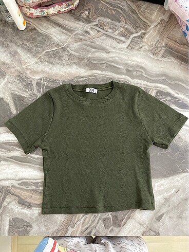 Zara haki crop