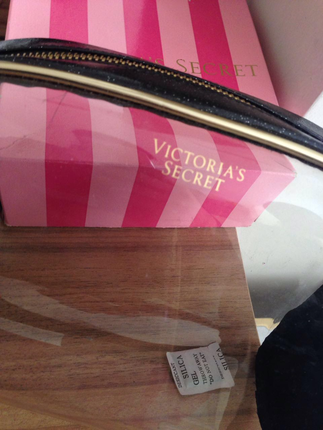 Victoria s Secret Makyaj çantası