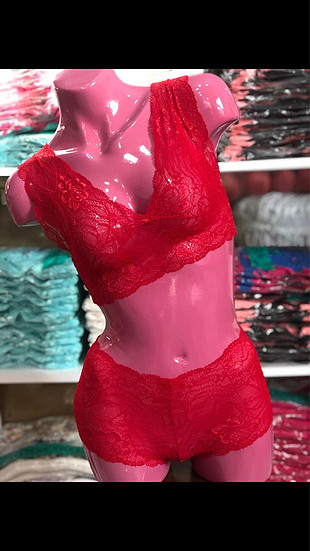 Diğer Dantelli büstiyer takım